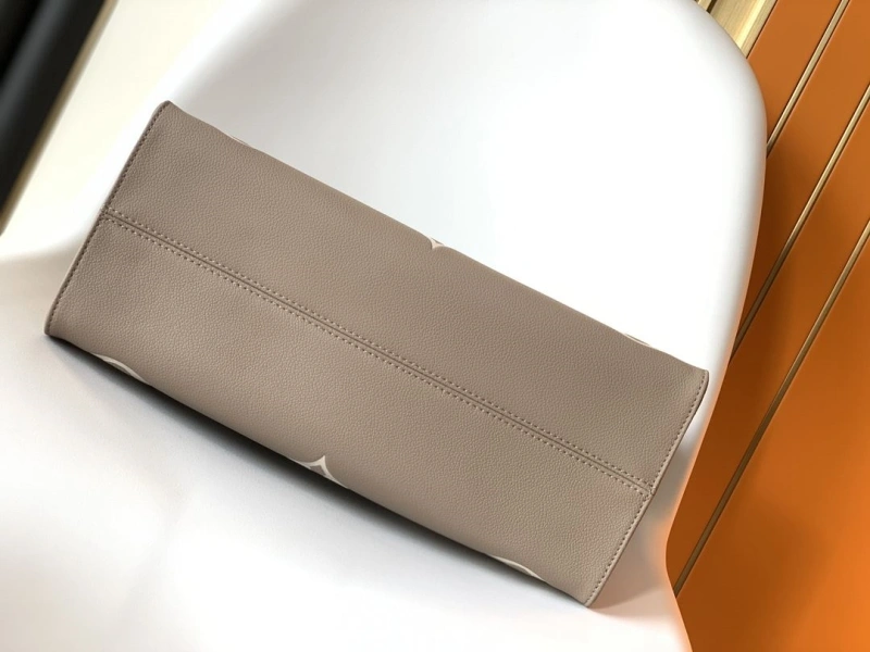 LV Shopping Bags 4233A-1555