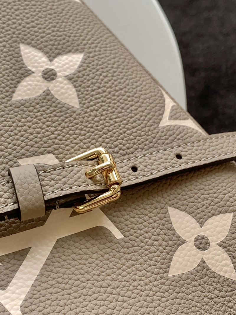 LV Top Handle Bags 4233A-1558