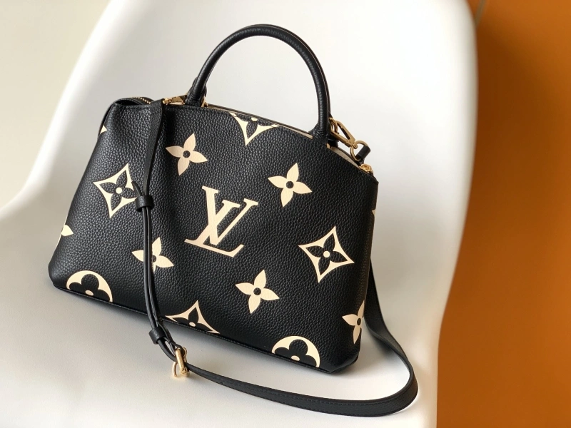 LV Top Handle Bags 4233A-1559