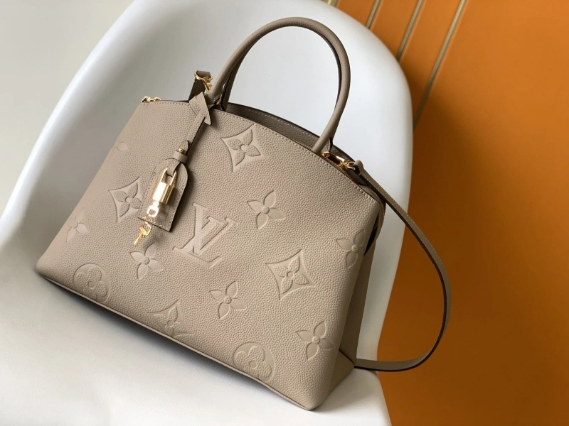 LV Top Handle Bags 4233A-1562