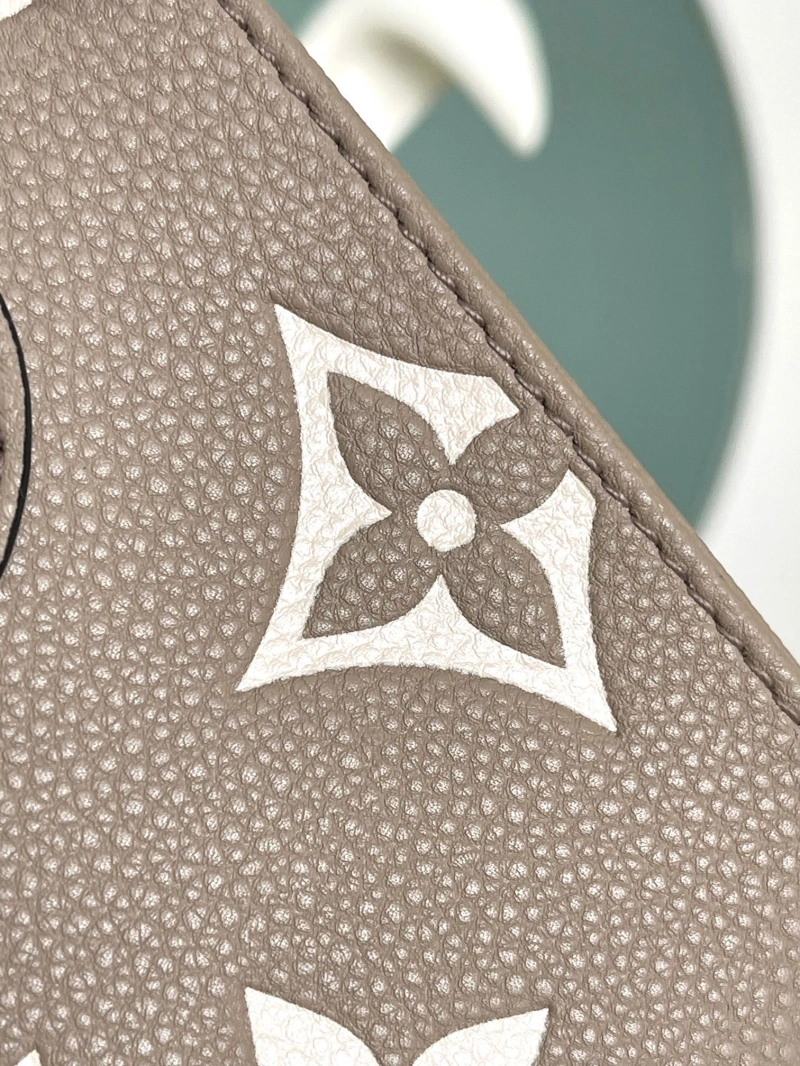 LV Shopping Bags 4233A-1757