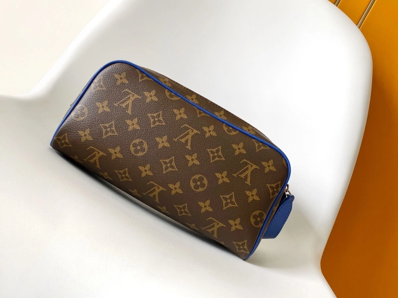 LV Cosmetic Bags 4233A-2099