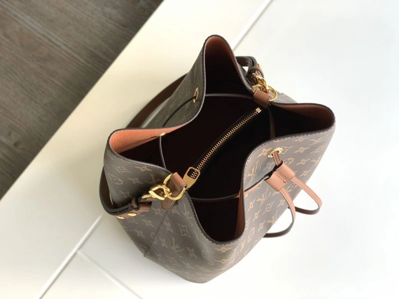 LV Bucket Bags 4233F-0109