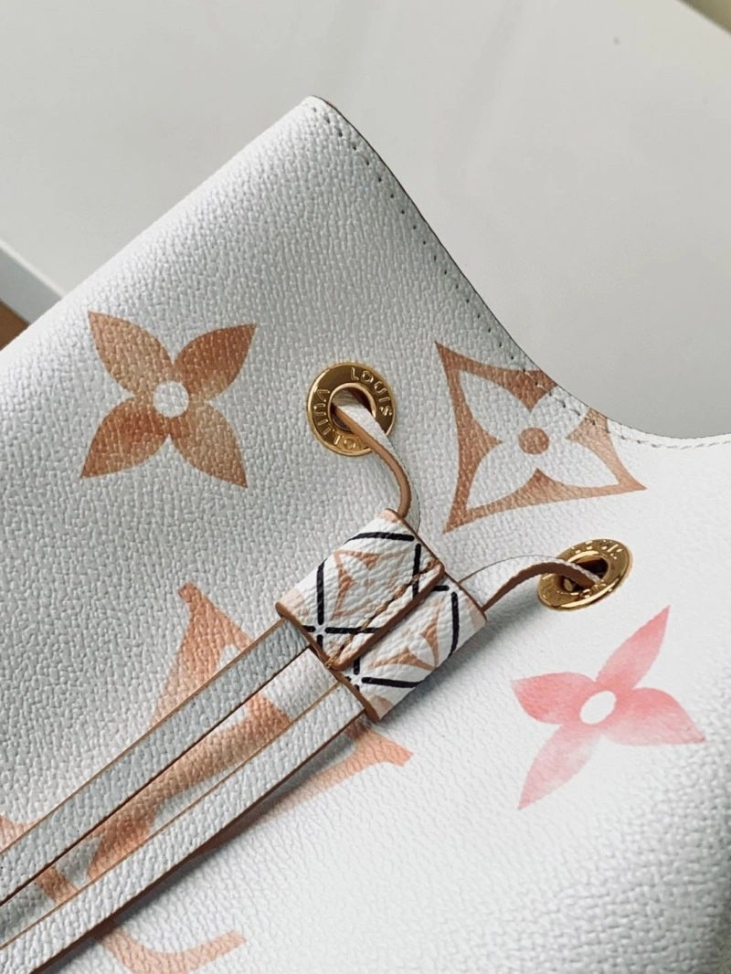 LV Bucket Bags 4233G-0122