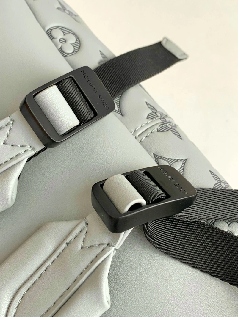 LV Backpacks 4233G-0157