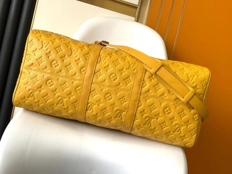 LV Travel Bags 4233G-0199