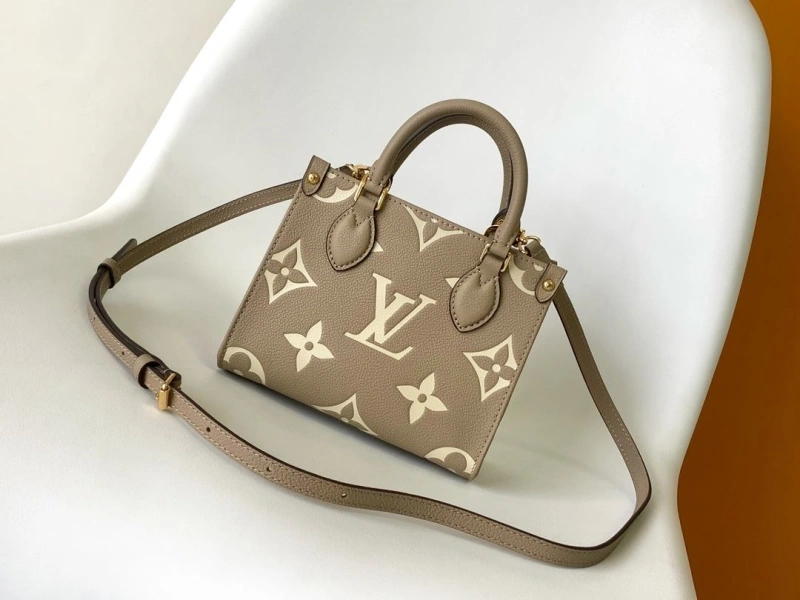 LV Shopping Bags 4233G-0296