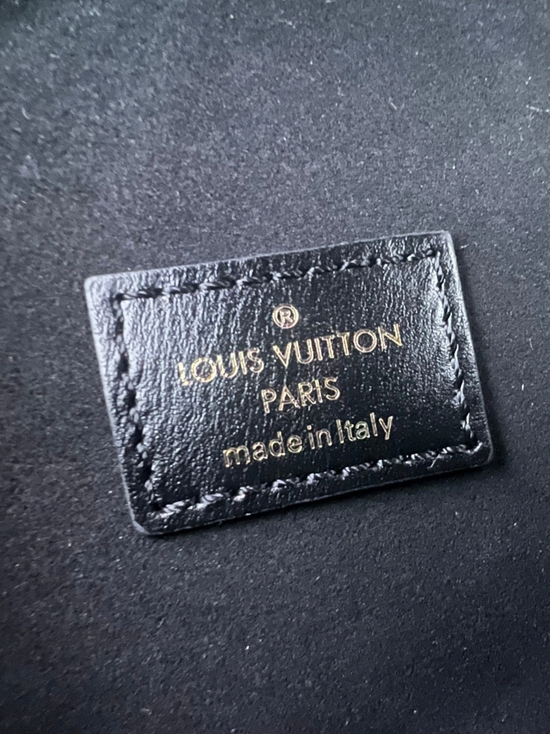 LV Cosmetic Bags 4233G-0810