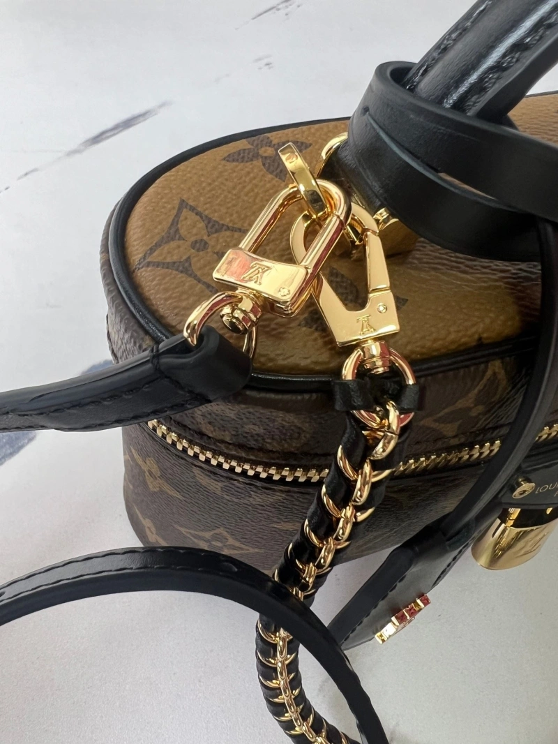 LV Cosmetic Bags 4233G-0810