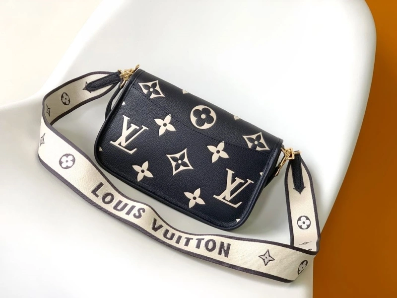 LV Satchel bags 4233G-0882