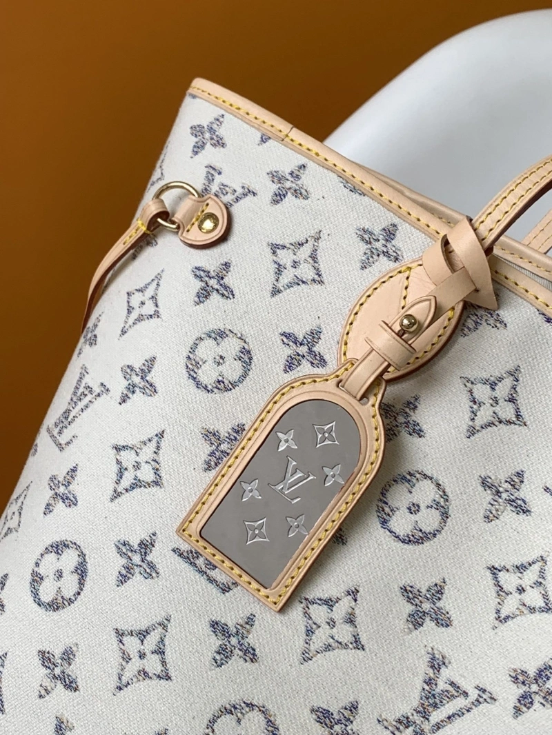 LV Shopping Bags 4233G-0913