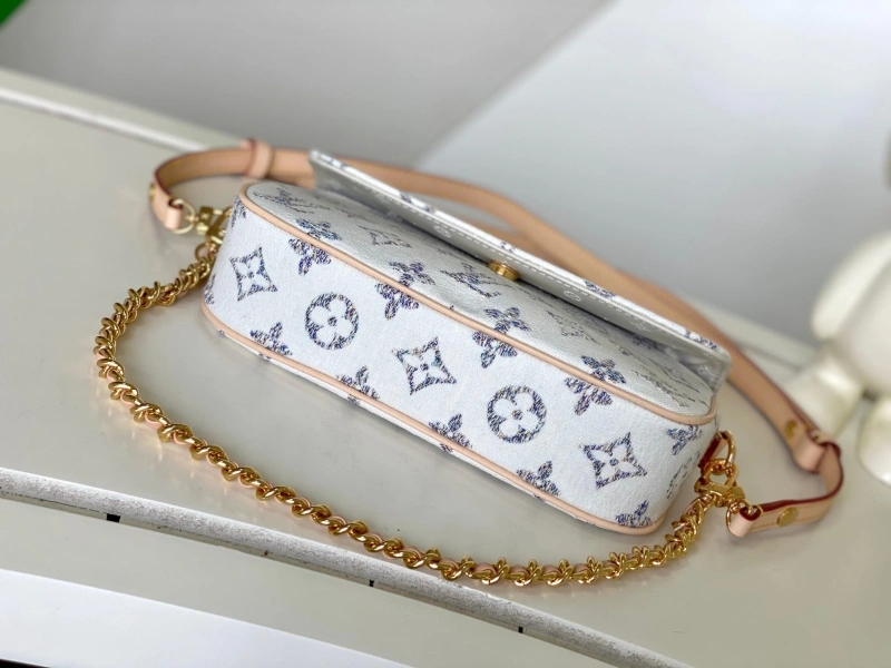 LV Satchel bags 4233H-0003