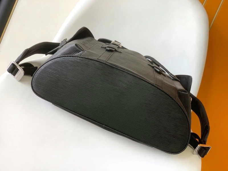 LV Backpacks 4233H-0117