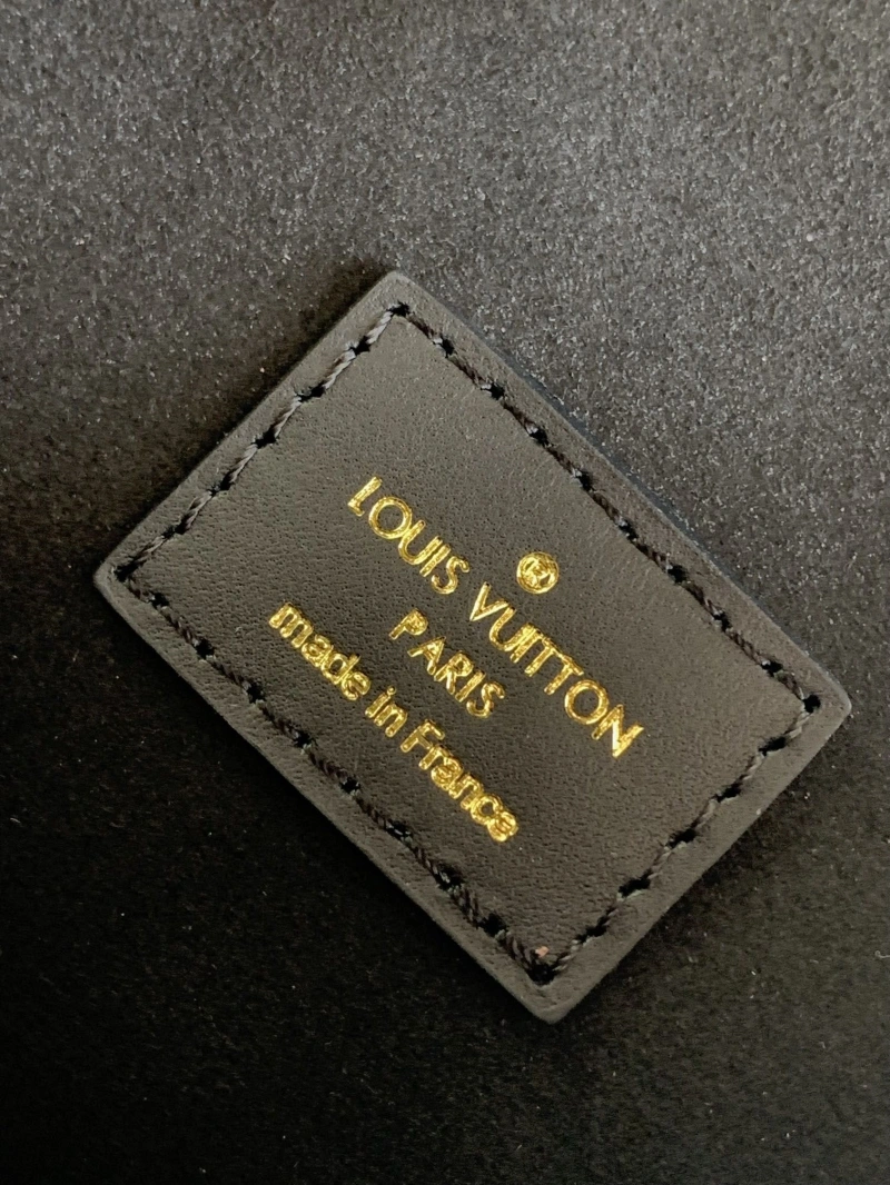 LV Backpacks 4233H-0179