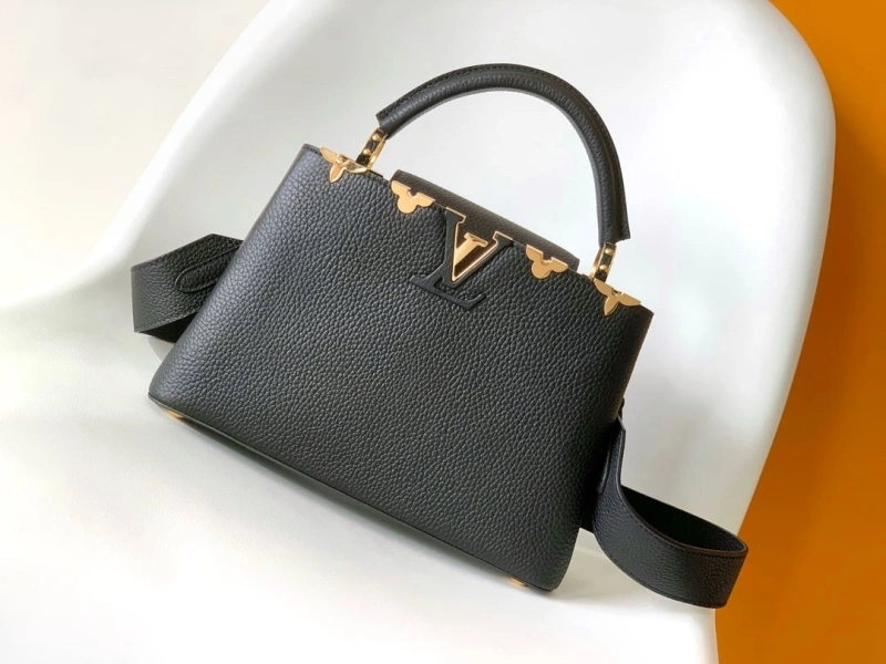 LV Capucines Bags 4233H-0277