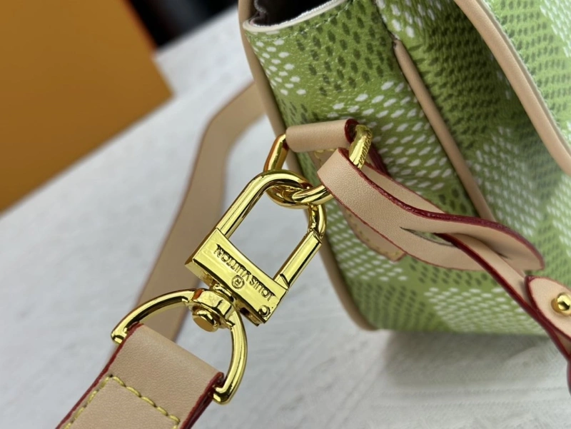 LV Satchel bags 4233H-0336