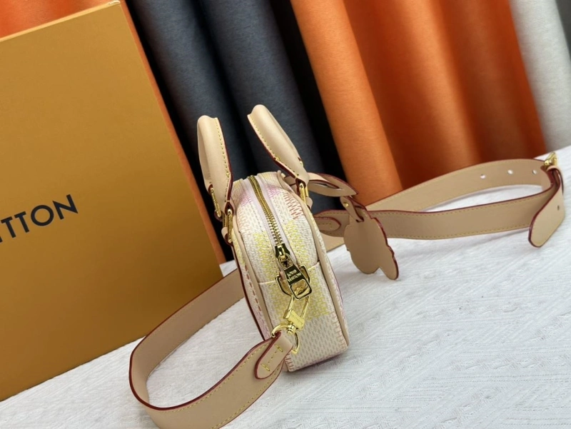 LV Top Handle Bags 4233H-0337