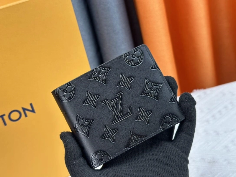 LV Wallets 4233H-0351