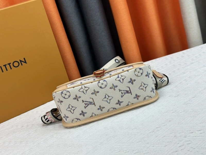 LV Satchel bags 4233H-0372