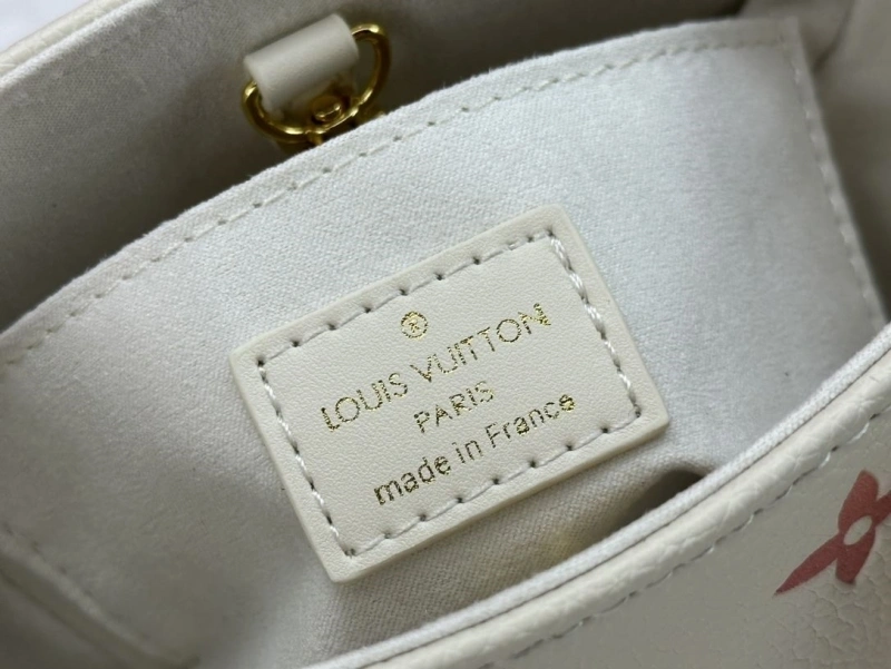 LV Shopping Bags 4233H-0383