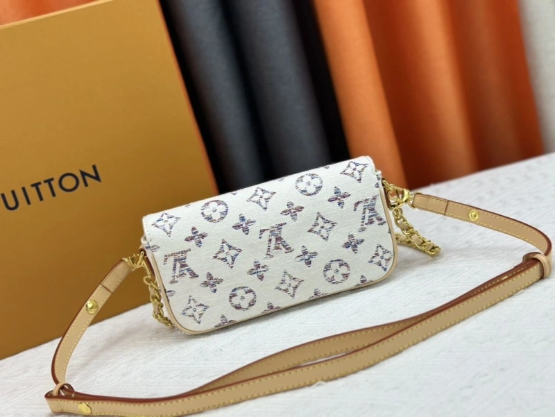 LV Satchel bags 4233H-0384