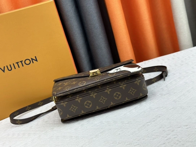 LV Satchel bags 4233H-0388