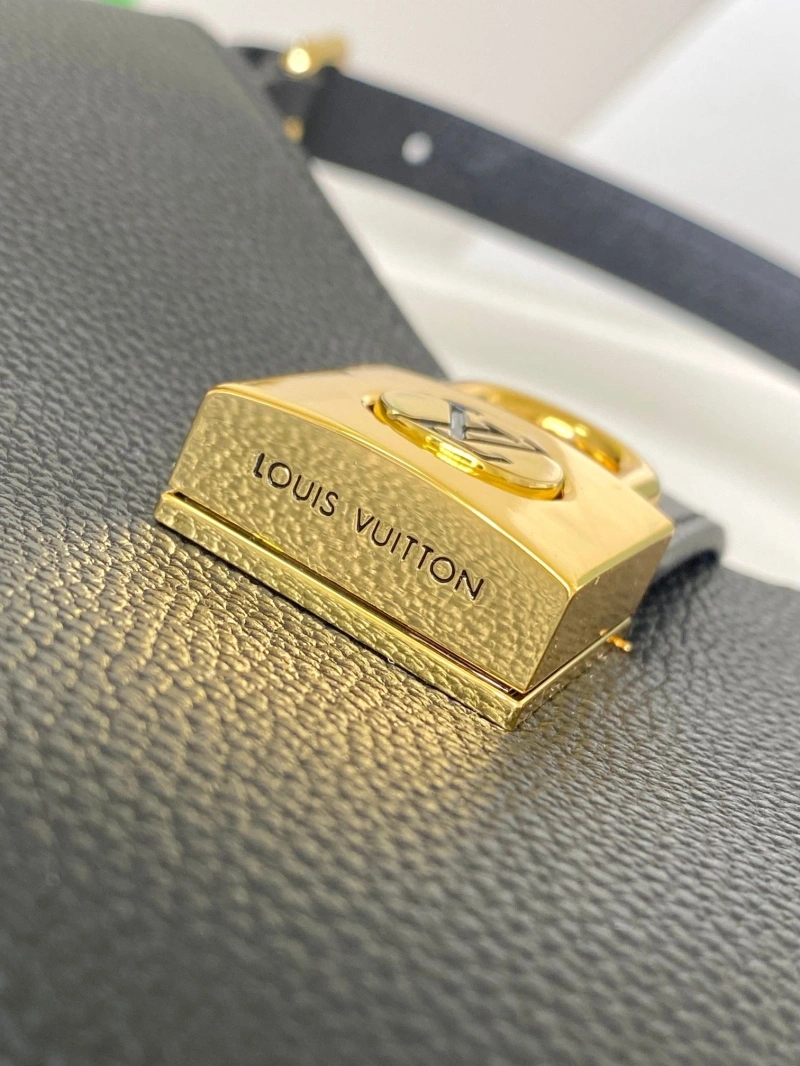 LV Top Handle Bags 4233H-0569