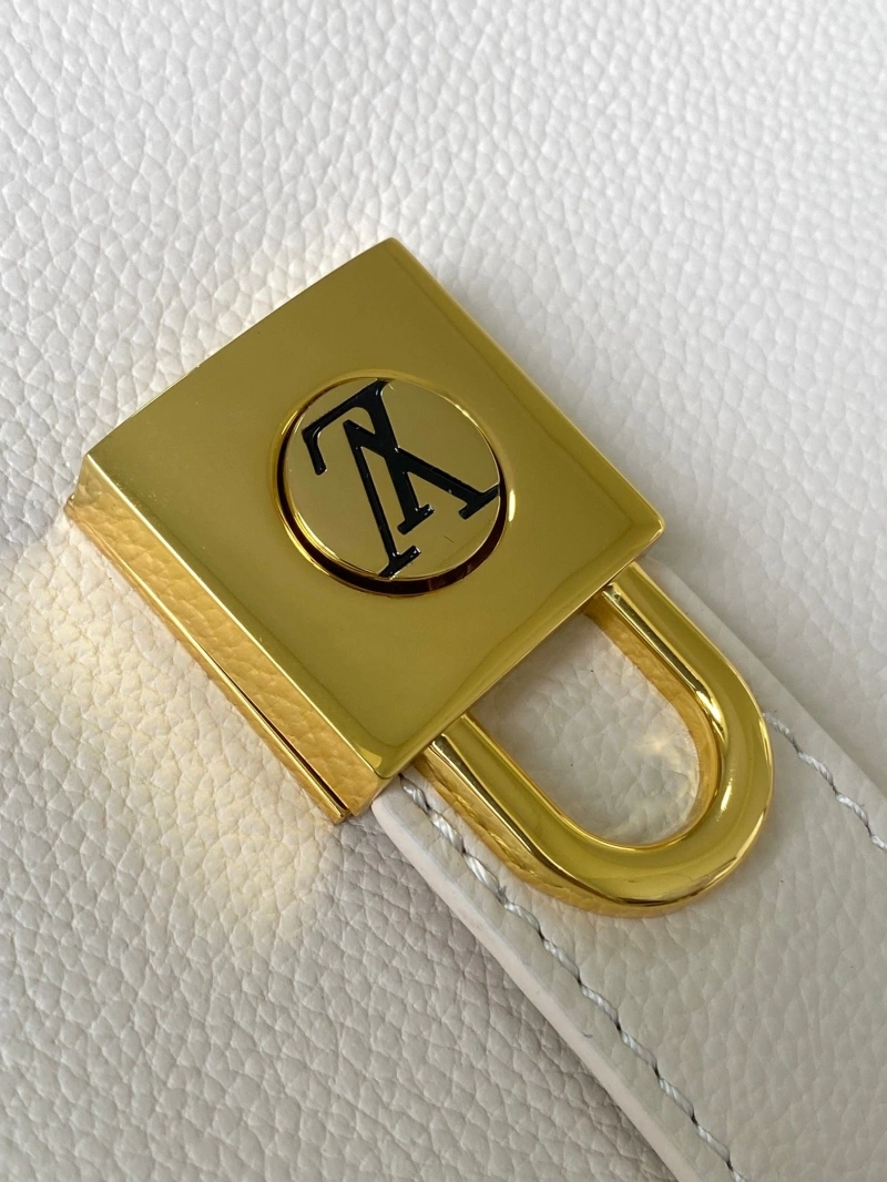 LV Top Handle Bags 4233H-0570