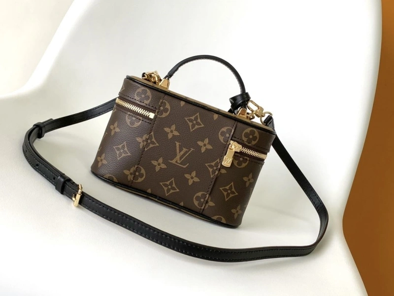 LV Cosmetic Bags 4233H-0607