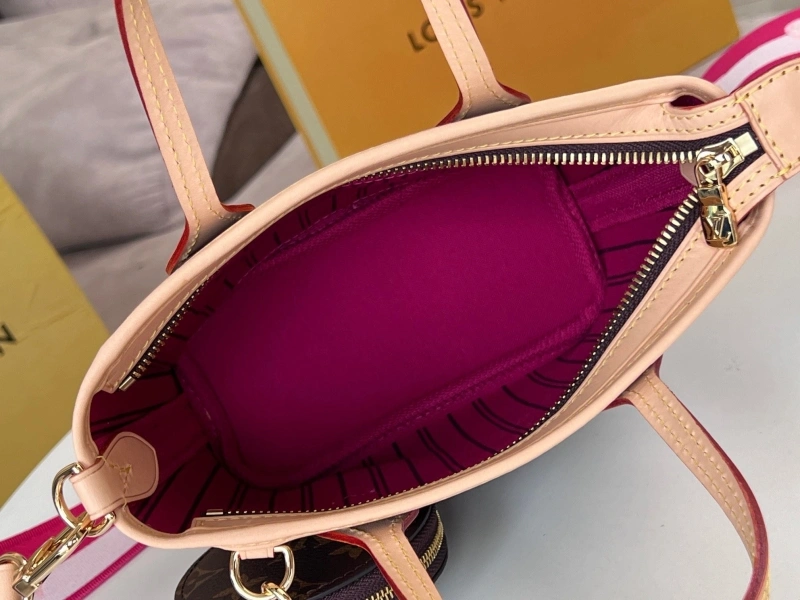 LV Shopping Bags 4233H-0749