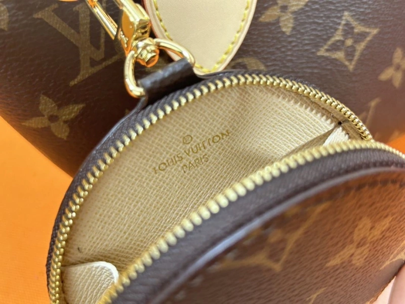 LV Shopping Bags 4233H-0751