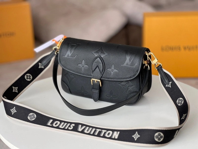 LV Satchel bags 4233H-0787