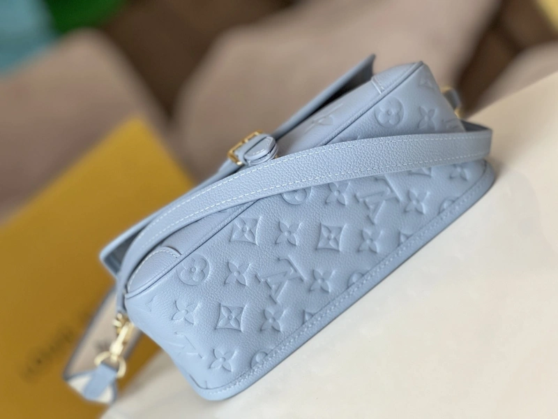 LV Satchel bags 4233H-0789
