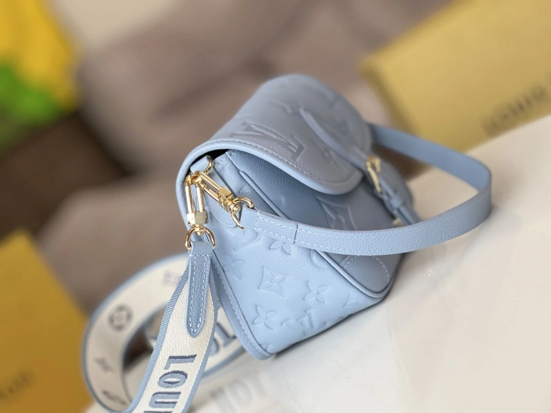 LV Satchel bags 4233H-0789
