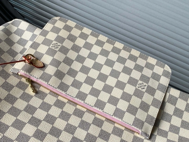 LV Shopping Bags 4233H-0813