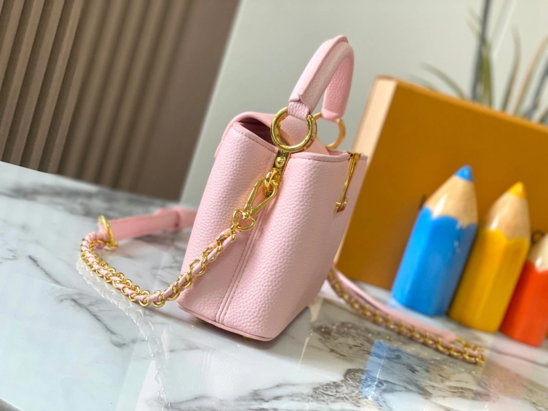 LV Capucines Bags 4233H-0842