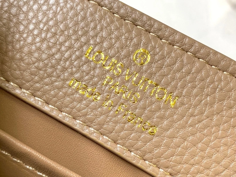 LV Capucines Bags 4233H-0843