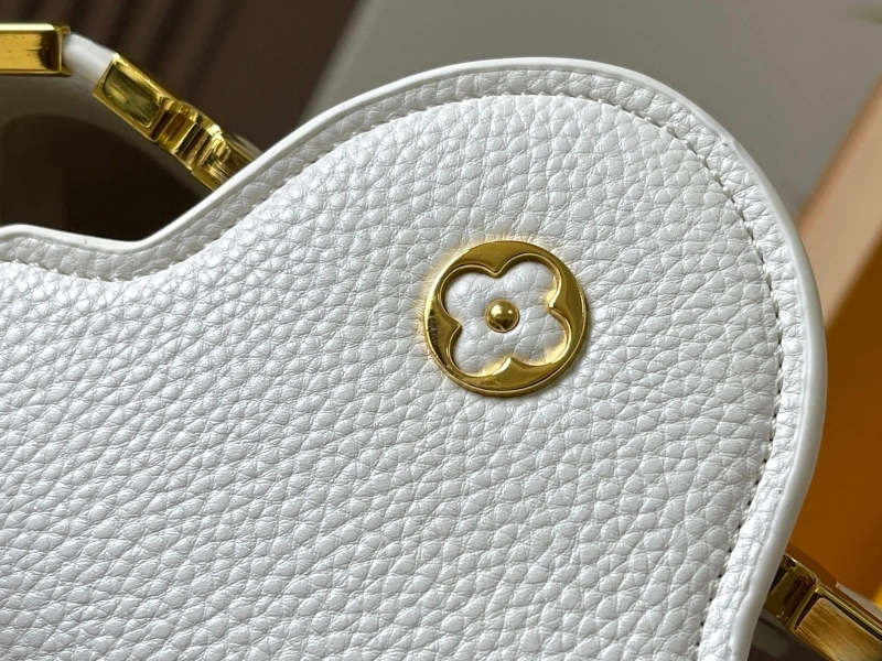LV Capucines Bags 4233H-0848