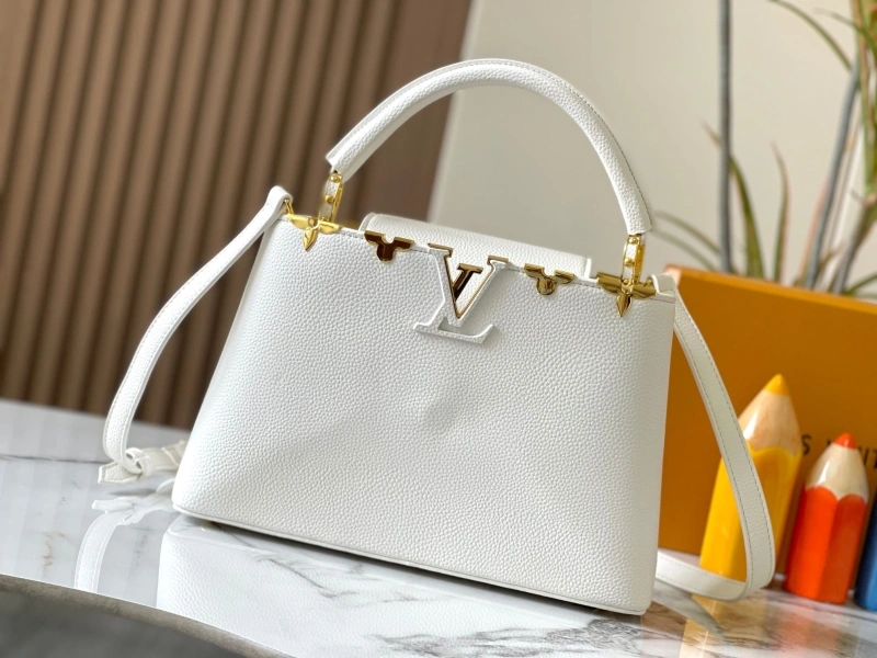 LV Capucines Bags 4233H-0849