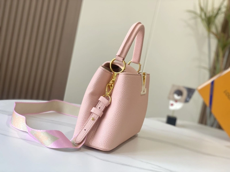 LV Capucines Bags 4233H-0856