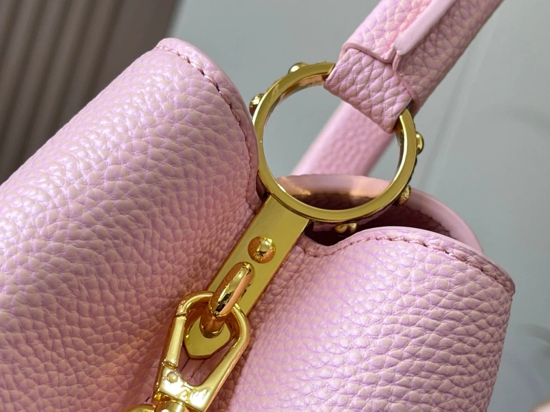LV Capucines Bags 4233H-0883