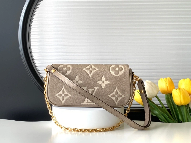 LV Satchel bags 4233H-0895