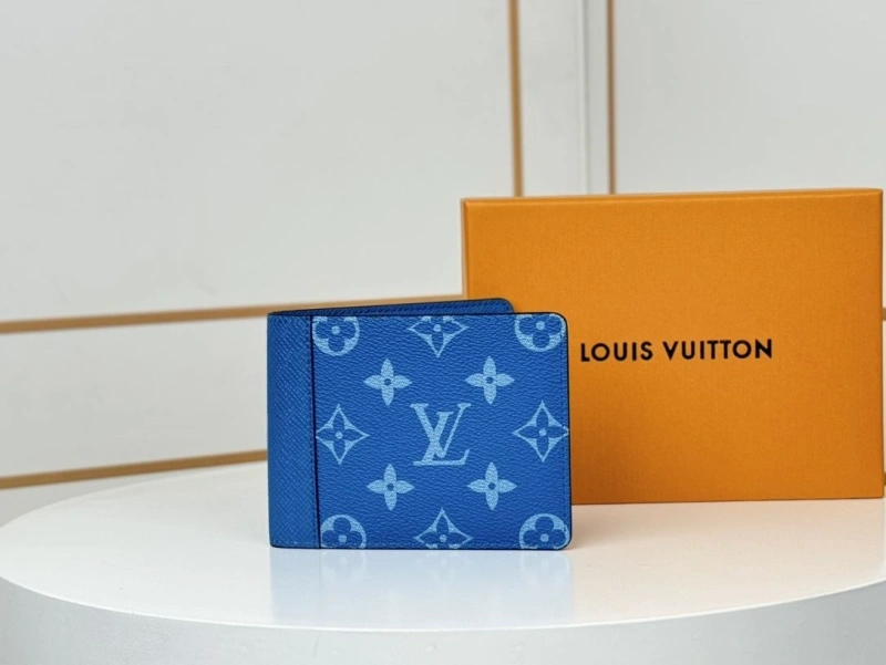 LV Wallets 4233H-0913