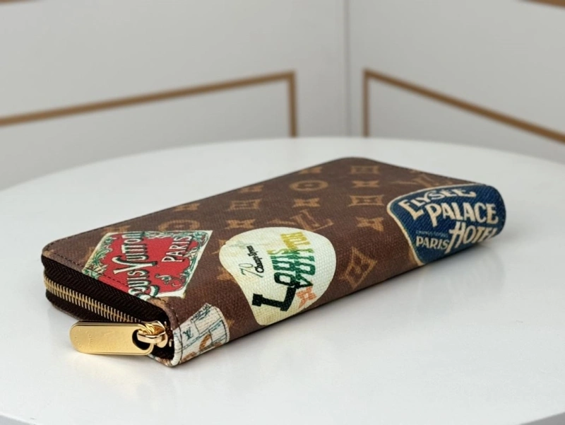 LV Wallets 4233H-0918