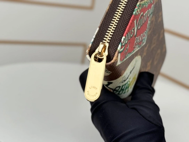 LV Wallets 4233H-0918