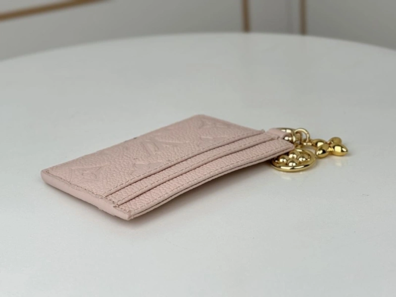 LV Wallets 4233H-0921