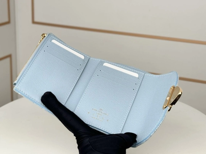 LV Wallets 4233H-0946