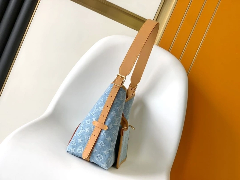 LV Top Handle Bags 4233H-0970