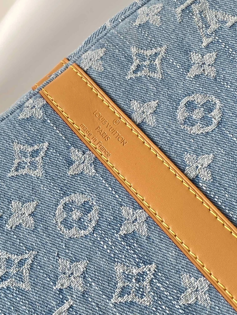 LV Travel Bags 4233H-0977