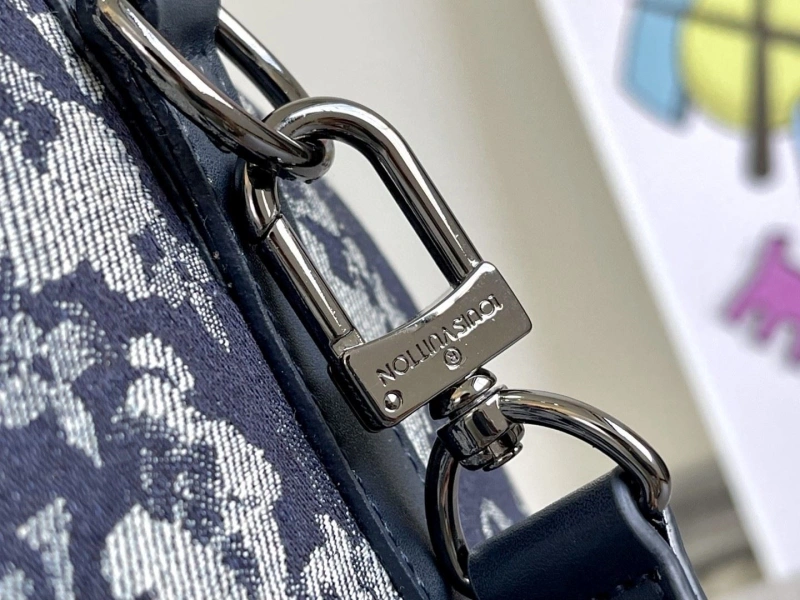 LV Travel Bags 4233H-1031